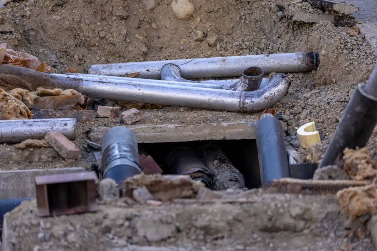 鲁南高铁桥梁工程关键技术解析：复杂地质条件下的桩基设计与施工要点