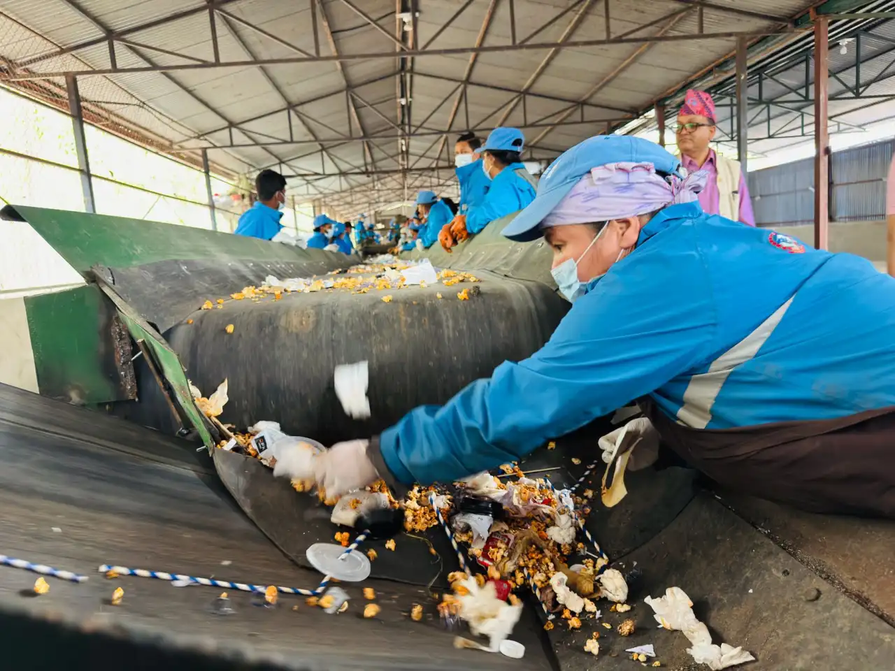 鲁南高铁无砟轨道施工关键技术难点与质量控制方案解析