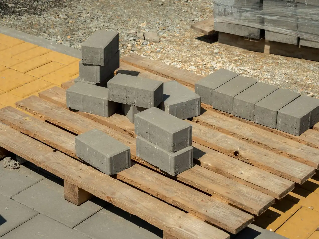 鲁南高速铁路建设进展：区域交通基础设施完善的新实践