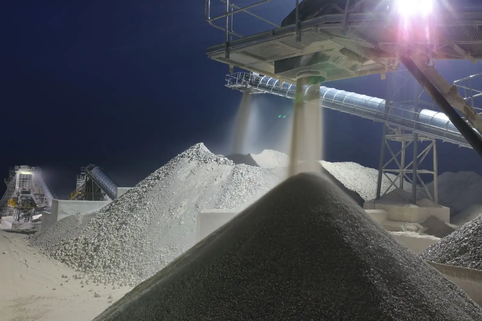鲁南高铁无砟轨道施工关键技术及质量控制要点解析